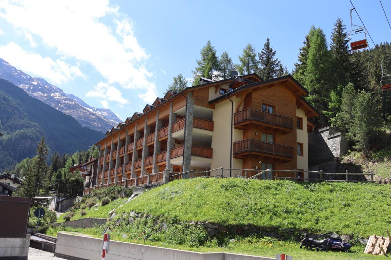 Residence Regina Delle Alpi Santa Caterina Valfurva Εξωτερικό φωτογραφία